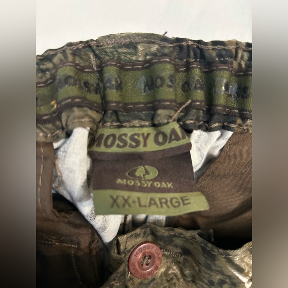 Mossy Oak men’s camo cargo pants with elastic waist and velcro - Picture 2 of 6